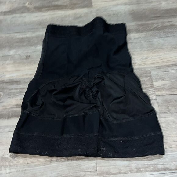 Stella  - Picture 2 of 3